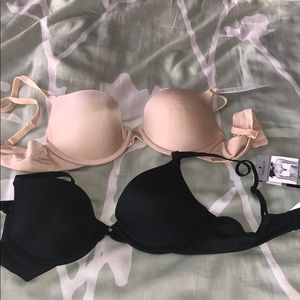 Bundle brand new bras!